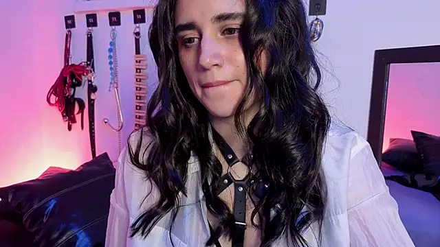 Snapshot of elowen_halley1 chatting on February 2026 10:16:01 AM elowen halley1 online show from February 2026 10:16:01 AM