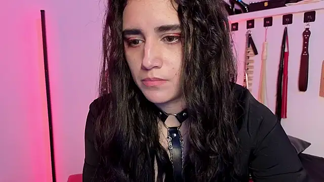 Snapshot of elowen_halley1 chatting on February 2026 06:38:01 PM elowen halley1 online show from February 2026 06:38:01 PM