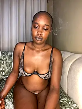 TinaFavourite online show from September 2025 03:01:02 PM