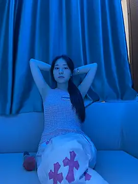 shishi0688 online show from May 2026 07:42:02 PM