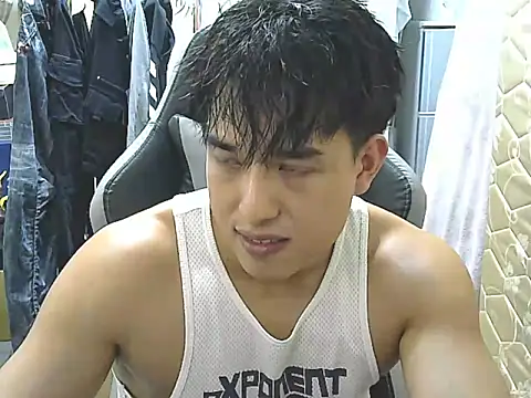 hunterXhan online show from October 2025 01:30:01 PM