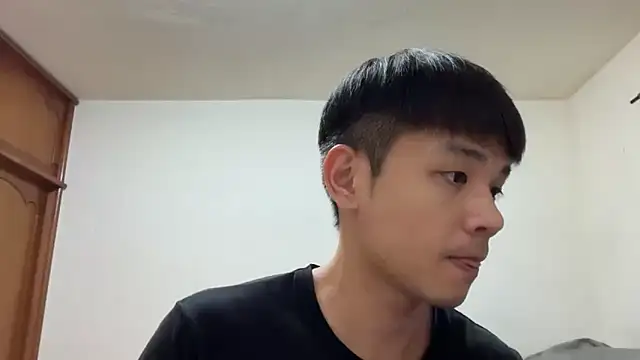 Snapshot of Foxfoxfox4 chatting on February 2026 03:20:01 PM Foxfoxfox4 online show from February 2026 03:20:01 PM