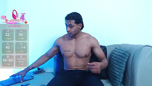 Snapshot of Troyy_lee1 chatting on September 2025 02:41:01 PM Troyy lee1 online show from September 2025 02:41:01 PM