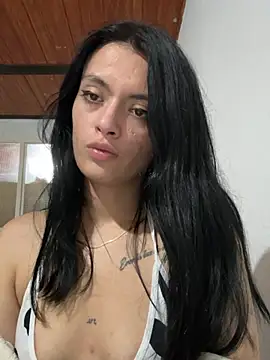 Snapshot of LiaCollings chatting on February 2026 11:01:02 PM LiaCollings online show from February 2026 11:01:02 PM