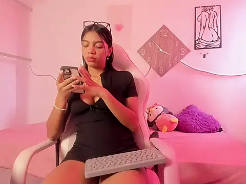 Snapshot of Valy_hot chatting on September 2025 02:49:01 PM Valy hot online show from September 2025 02:49:01 PM