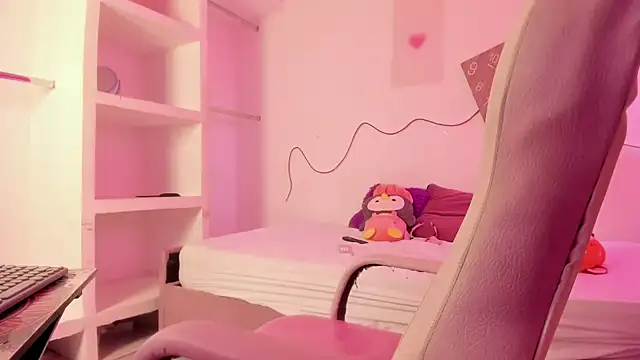 Snapshot of Valy_hot chatting on October 2025 04:31:02 PM Valy hot online show from October 2025 04:31:02 PM