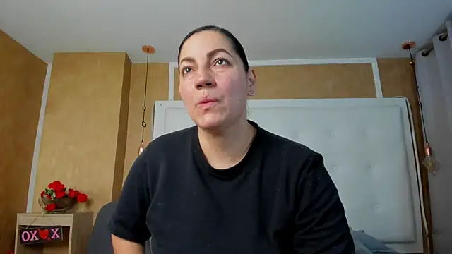 Heidy milf online show from June 2026 08:56:02 PM