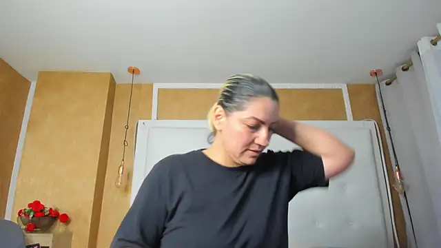 Heidy milf online show from June 2026 08:21:01 PM