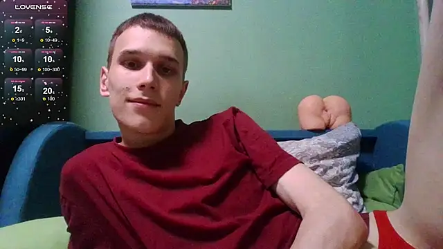 your   honeyy online show from November 2025 08:32:01 PM