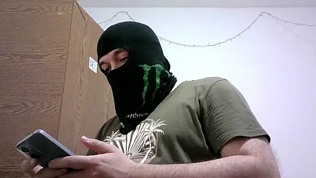 Black Scorpion91 online show from October 2025 07:36:02 PM