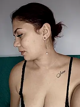 LadyNora online show from December 2025 12:12:02 PM