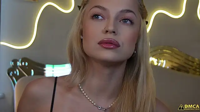 kellypeachcake online show from September 2025 05:10:02 AM