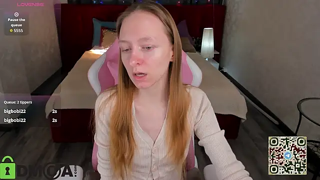 Mia E1fie online show from January 2026 12:02:01 AM