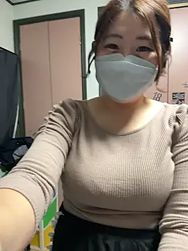 Snapshot of hima-wari0707 chatting on December 2025 01:39:01 PM hima-wari0707 online show from December 2025 01:39:01 PM