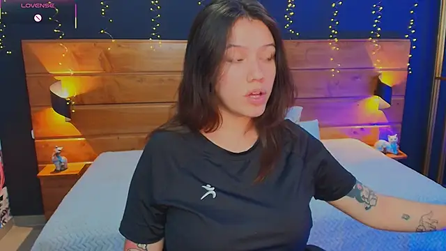 hanna kimura online show from January 2026 08:03:01 PM