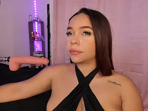 Snapshot of ImSofiVega chatting on October 2025 04:29:01 PM ImSofiVega online show from October 2025 04:29:01 PM