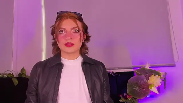 Tommy Lovee online show from September 2025 01:11:02 PM