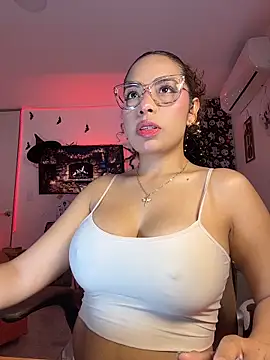 megansan  online show from October 2025 12:31:01 PM