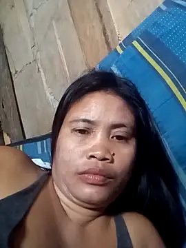 Snapshot of cheeseGirl69 chatting on April 2026 05:29:02 AM cheeseGirl69 online show from April 2026 05:29:02 AM