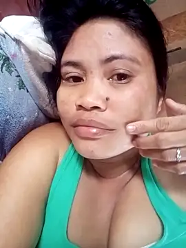 Snapshot of cheeseGirl69 chatting on April 2026 08:42:01 AM cheeseGirl69 online show from April 2026 08:42:01 AM