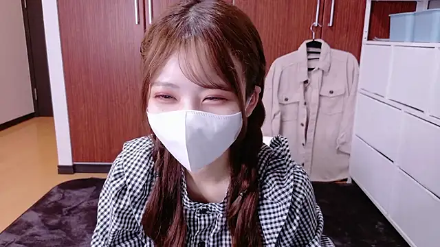 Snapshot of Ema_o0_chan chatting on October 2025 11:08:02 AM Ema o0 chan online show from October 2025 11:08:02 AM