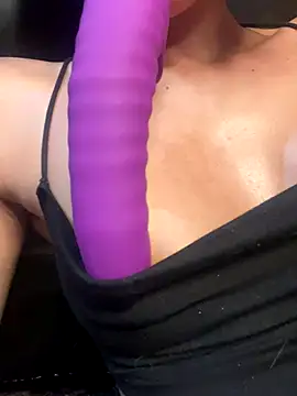 sunset24 online show from October 2025 11:24:01 PM