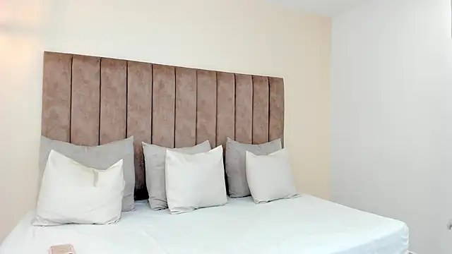 julieta rosee online show from September 2025 10:01:02 PM