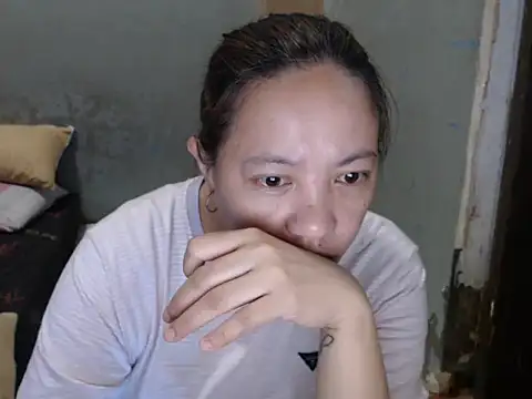 Snapshot of Rose_slut_squirt chatting on February 2026 11:11:02 PM Rose slut squirt online show from February 2026 11:11:02 PM