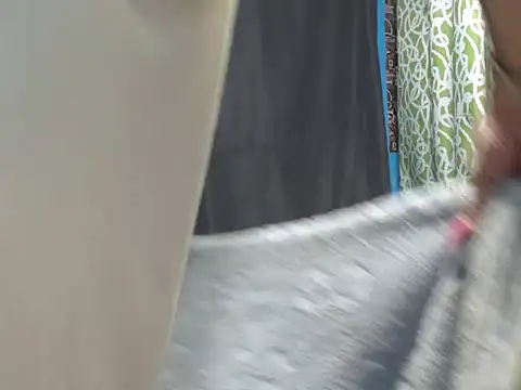 YourTopweng online show from December 2025 03:30:02 PM