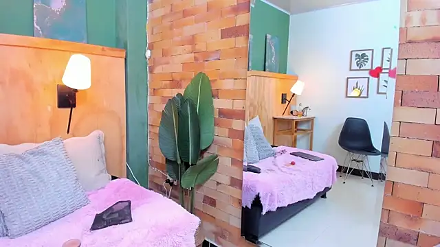 milavega  online show from February 2026 12:06:01 PM