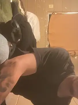 Osmarcito21 online show from January 2026 03:56:01 AM