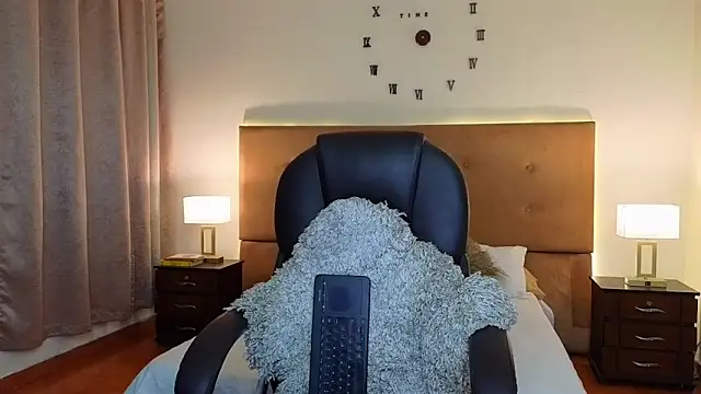 Steven Velez online show from April 2026 02:15:02 AM