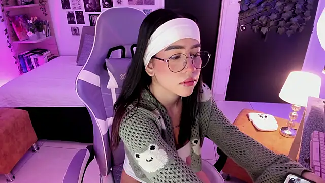 Liz rogers x online show from November 2025 02:34:02 AM