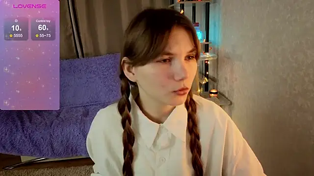 Snapshot of Nika_OMG chatting on November 2025 08:20:02 PM Nika OMG online show from November 2025 08:20:02 PM