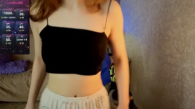 Nika OMG online show from November 2025 08:35:02 PM