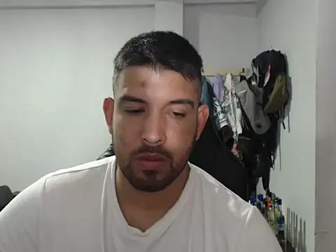 Snapshot of Axel11113 chatting on September 2025 03:39:01 AM Axel11113 online show from September 2025 03:39:01 AM