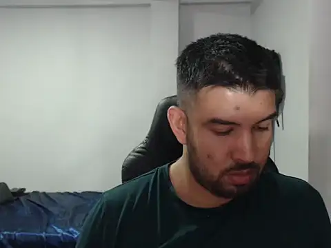 Snapshot of Axel11113 chatting on September 2025 09:16:02 PM Axel11113 online show from September 2025 09:16:02 PM