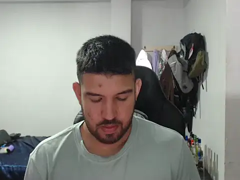 Snapshot of Axel11113 chatting on September 2025 03:52:02 AM Axel11113 online show from September 2025 03:52:02 AM