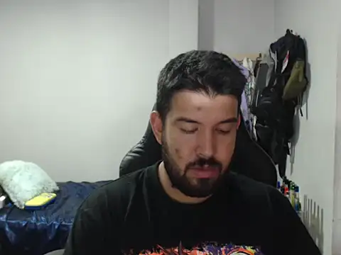 Snapshot of Axel11113 chatting on October 2025 03:31:02 AM Axel11113 online show from October 2025 03:31:02 AM