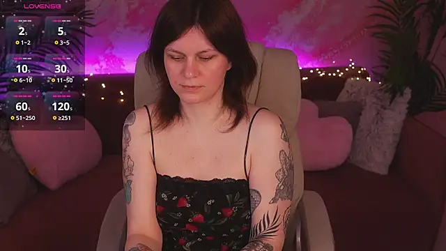 TinaMelt online show from April 2026 06:46:01 PM