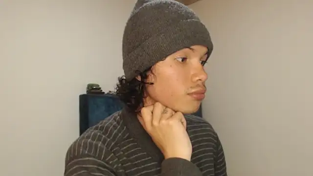 Snapshot of Xoxo_Smiles chatting on September 2025 06:19:01 PM Xoxo Smiles online show from September 2025 06:19:01 PM