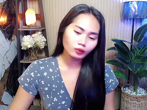 sluttyprincess0 online show from January 2026 11:53:01 PM