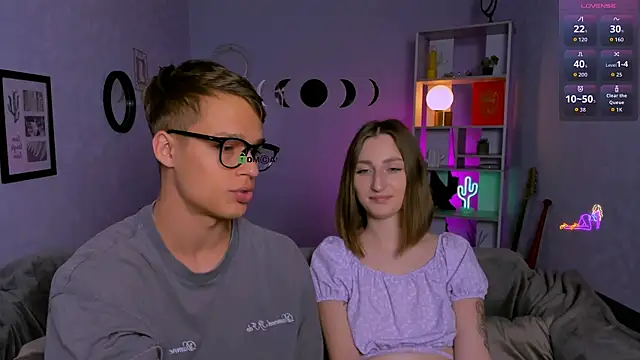 eva smiith  online show from September 2025 06:13:01 AM