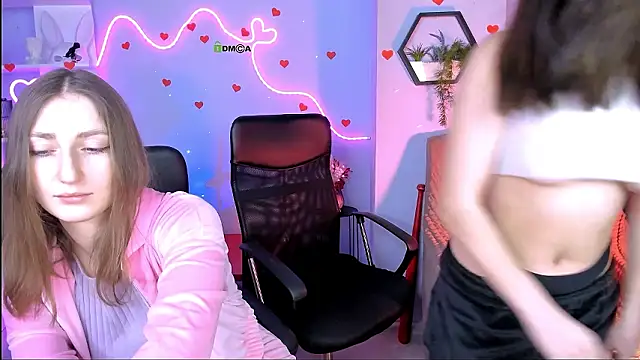 eva smiith  online show from February 2026 06:53:01 AM