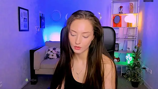 Snapshot of eva_smiith_ chatting on June 2026 05:37:01 AM eva smiith online show from June 2026 05:37:01 AM