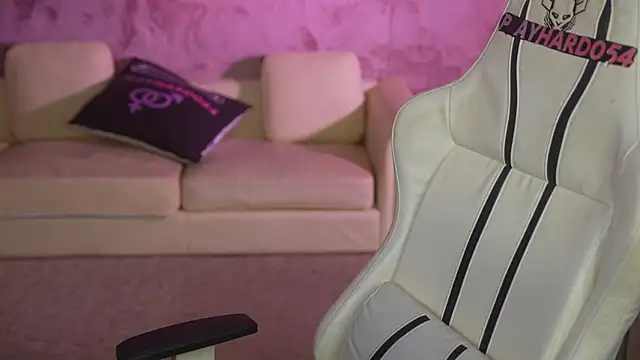 Esmie Smile online show from April 2026 02:29:02 AM