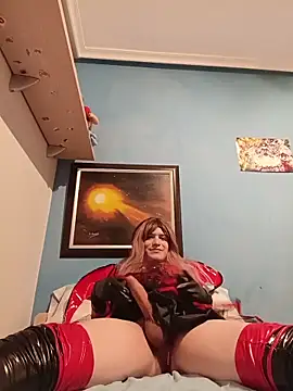 Snapshot of AriSplurt chatting on November 2025 01:37:01 AM AriSplurt online show from November 2025 01:37:01 AM