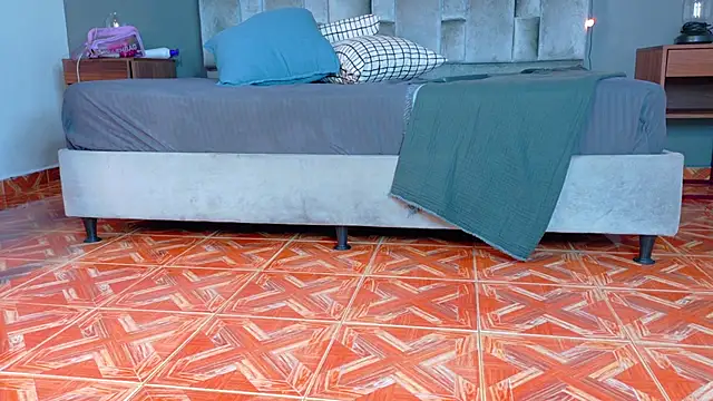 RiriiBrunette   online show from January 2026 08:34:02 PM