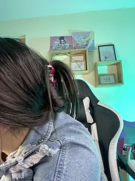 Valerie perez  online show from September 2025 09:59:02 PM