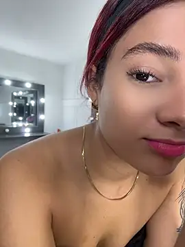 amber sparkle online show from July 2026 12:45:02 PM